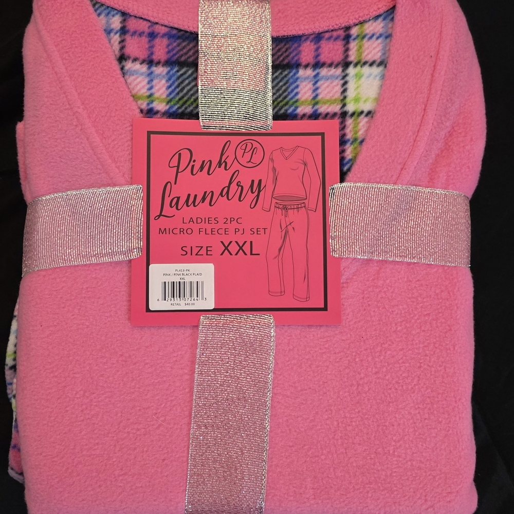 Ladies Pink and Black Plaid Fleece Pajama Set XXL